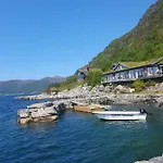 Smastranda Fjord * Aheim