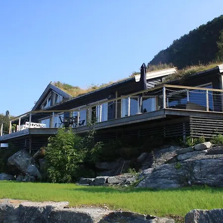 Småstranda Fjord Aheim