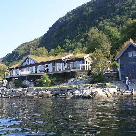 Småstranda Fjord *